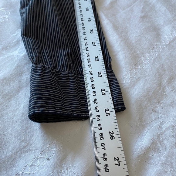 Esprit Men's Charcoal/Black Stripe Long Sleeve Button Up Shirt Size Medium - Picture 9 of 10